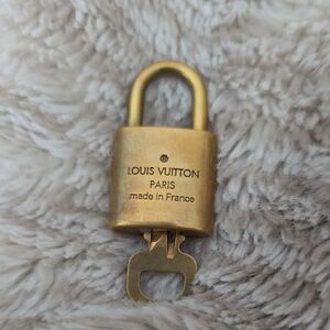 Louis Vuitton Brass Padlock With Key #325